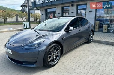 Седан Tesla Model 3 2022 в Виноградові