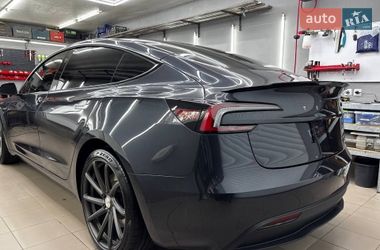 Седан Tesla Model 3 2024 в Черноморске