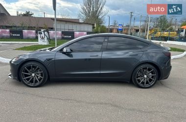 Седан Tesla Model 3 2024 в Черноморске