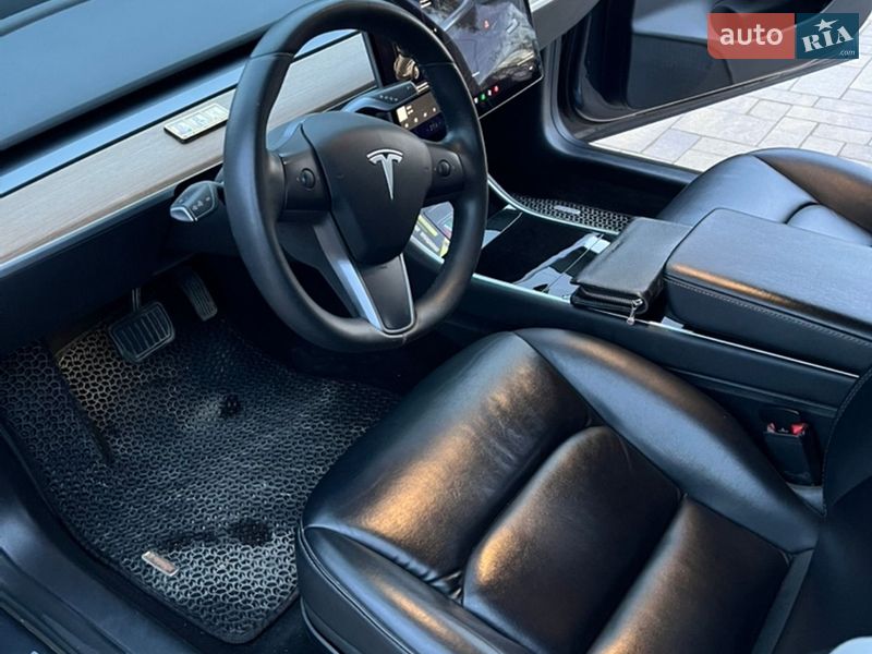 Седан Tesla Model 3 2019 в Владимире фото 18 Седан Tesla Model 3 2019 в Владимире