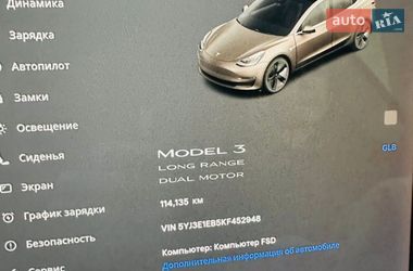 Седан Tesla Model 3 2019 в Киеве
