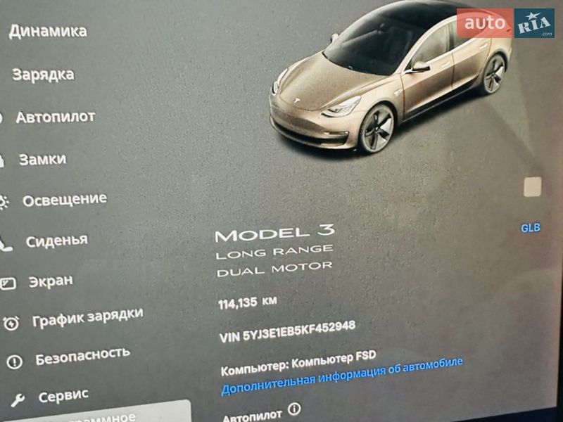 Седан Tesla Model 3 2019 в Киеве