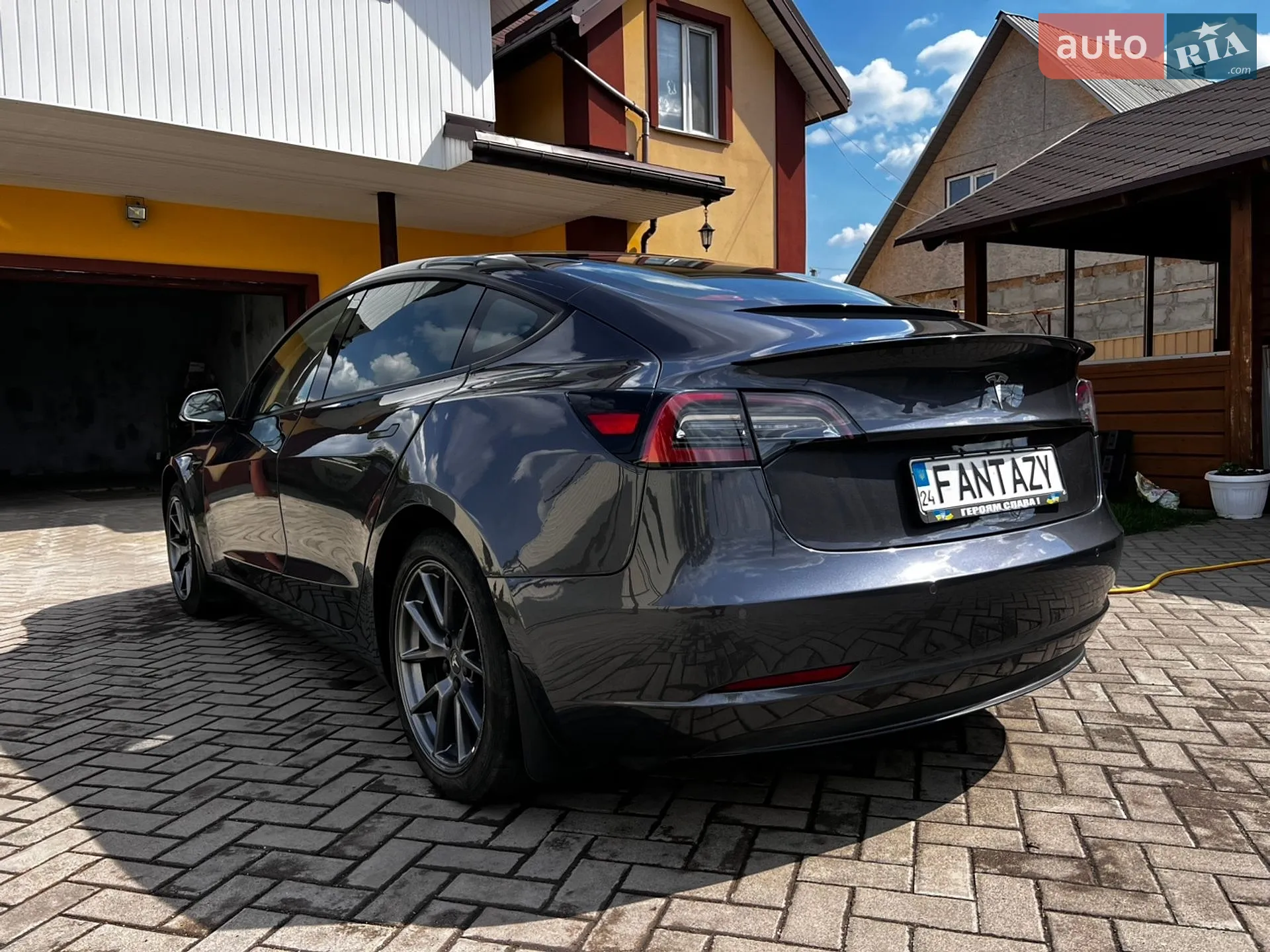 2021 Tesla Model 3 - мініатюра 4