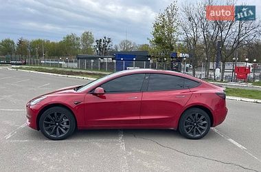 Седан Tesla Model 3 2018 в Києві