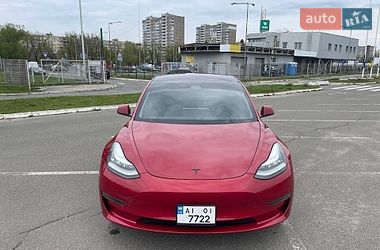 Седан Tesla Model 3 2018 в Києві