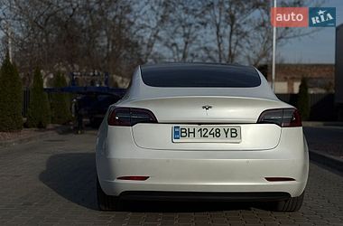 Седан Tesla Model 3 2020 в Одессе