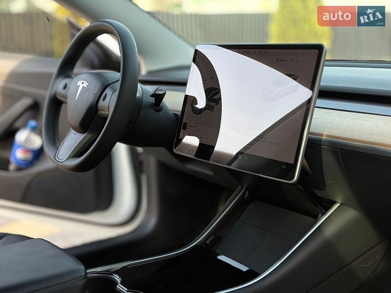 Седан Tesla Model 3 2020 в Одессе