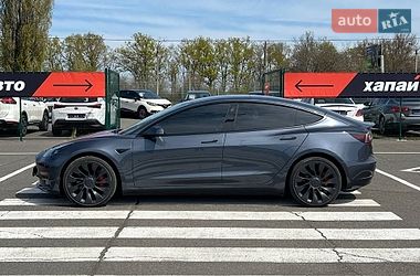 Седан Tesla Model 3 2023 в Одессе