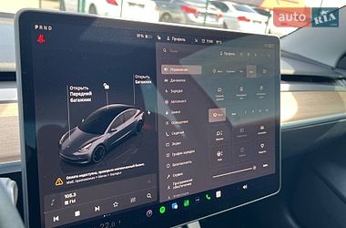 Седан Tesla Model 3 2023 в Одессе