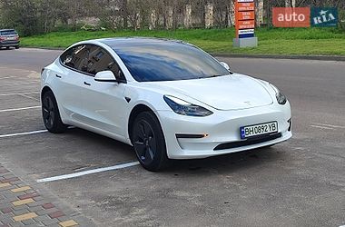Седан Tesla Model 3 2023 в Одессе