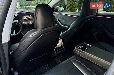 Седан Tesla Model 3 2024 в Ивано-Франковске