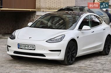 Седан Tesla Model 3 2019 в Тернополе