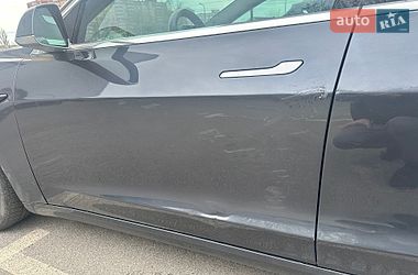 Седан Tesla Model 3 2018 в Вінниці