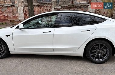 Седан Tesla Model 3 2022 в Харькове