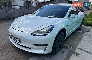 Седан Tesla Model 3 2019 в Днепре