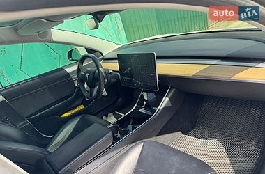 Седан Tesla Model 3 2019 в Днепре