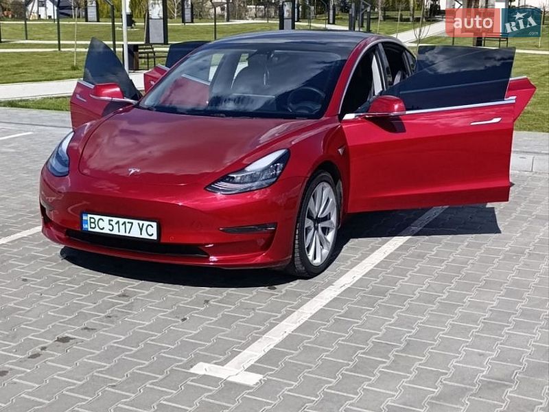 Tesla Model 3 2019