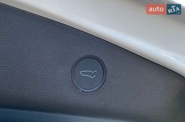 Седан Tesla Model 3 2020 в Ивано-Франковске