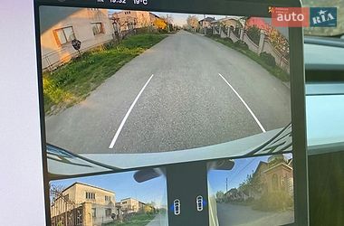 Седан Tesla Model 3 2020 в Ивано-Франковске