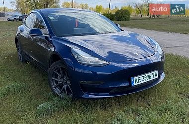 Седан Tesla Model 3 2018 в Каменском