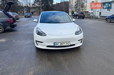 Седан Tesla Model 3 2021 в Львове