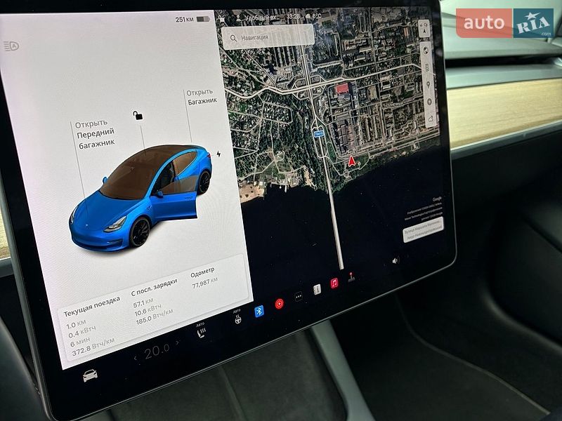 Седан Tesla Model 3 2022 в Дніпрі