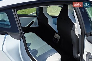 Седан Tesla Model 3 2025 в Одессе