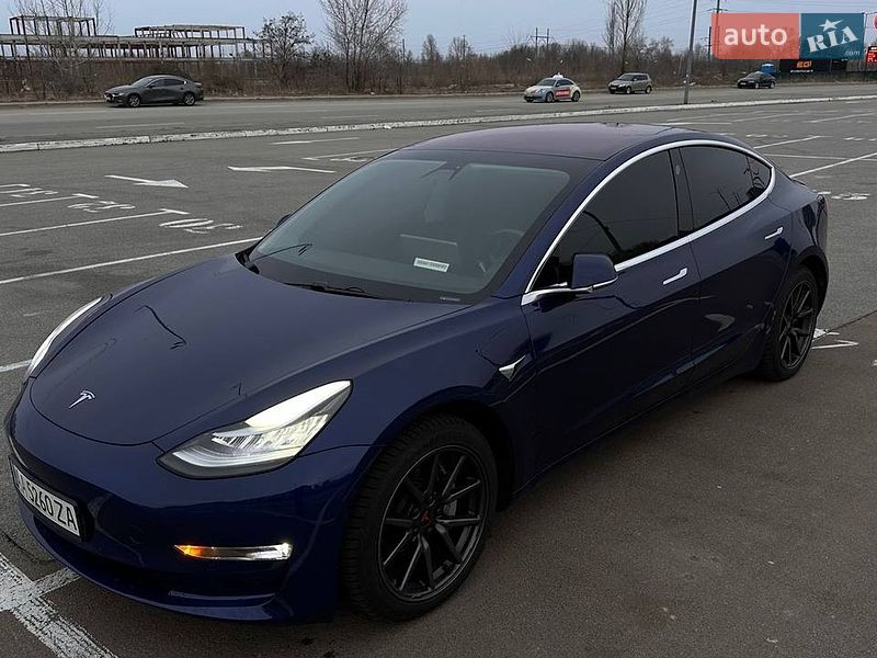 Tesla Model 3 2018