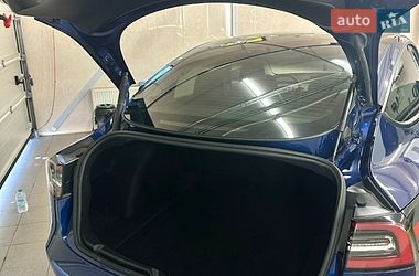 Седан Tesla Model 3 2021 в Одесі