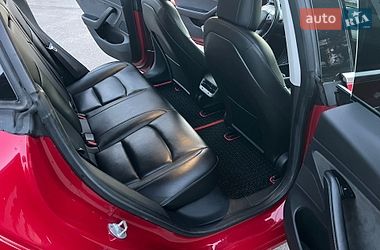 Седан Tesla Model 3 2018 в Тернополе