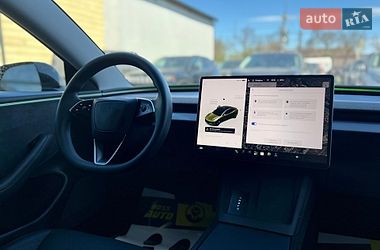 Седан Tesla Model 3 2024 в Ивано-Франковске