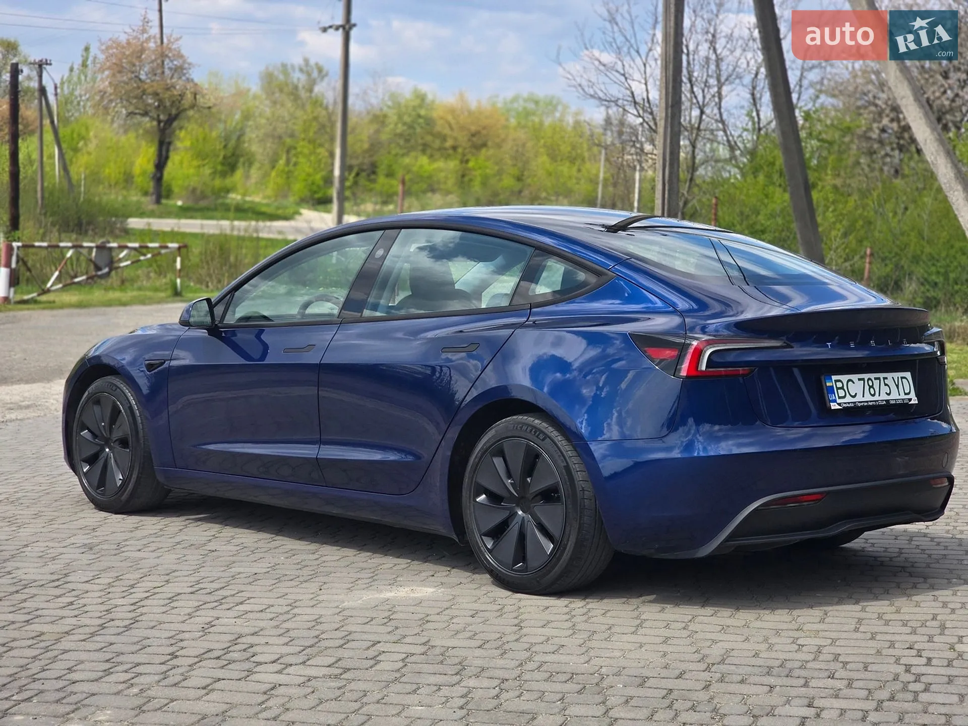 2024 Tesla Model 3 - мініатюра 8