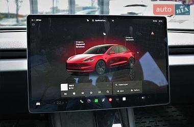 Седан Tesla Model 3 2024 в Киеве