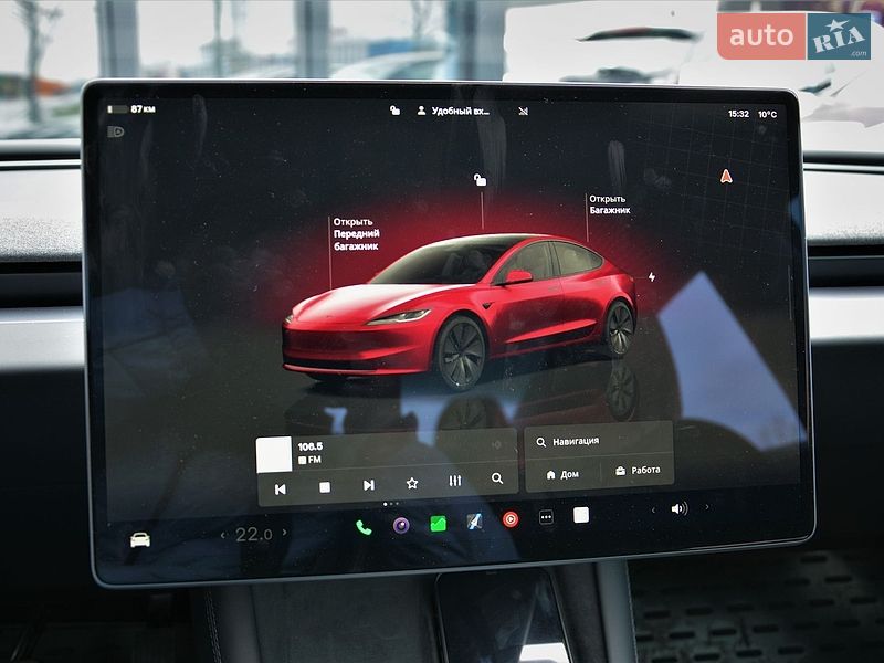Седан Tesla Model 3 2024 в Киеве