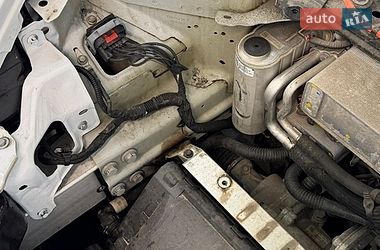Седан Tesla Model 3 2021 в Чернигове