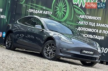 Седан Tesla Model 3 2019 в Харкові