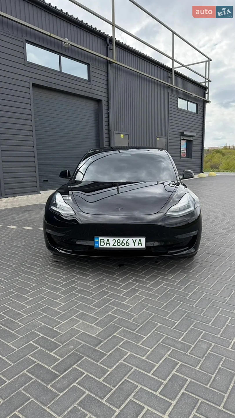 2019 Tesla Model 3 - мініатюра 3