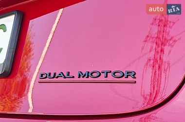 Седан Tesla Model 3 2022 в Львове