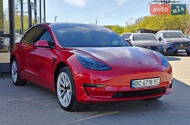 Седан Tesla Model 3 2022 в Львове