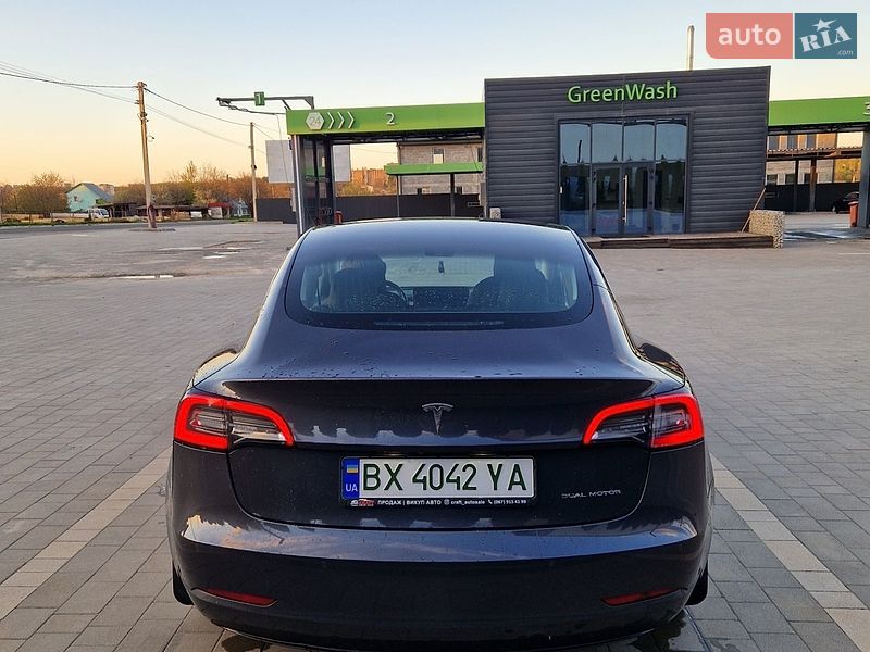 Седан Tesla Model 3 2019 в Кам'янець-Подільському