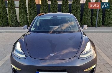 Седан Tesla Model 3 2019 в Кам'янець-Подільському