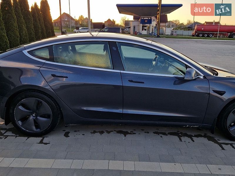 Седан Tesla Model 3 2019 в Кам'янець-Подільському