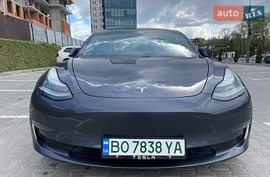 Седан Tesla Model 3 2019 в Тернополі