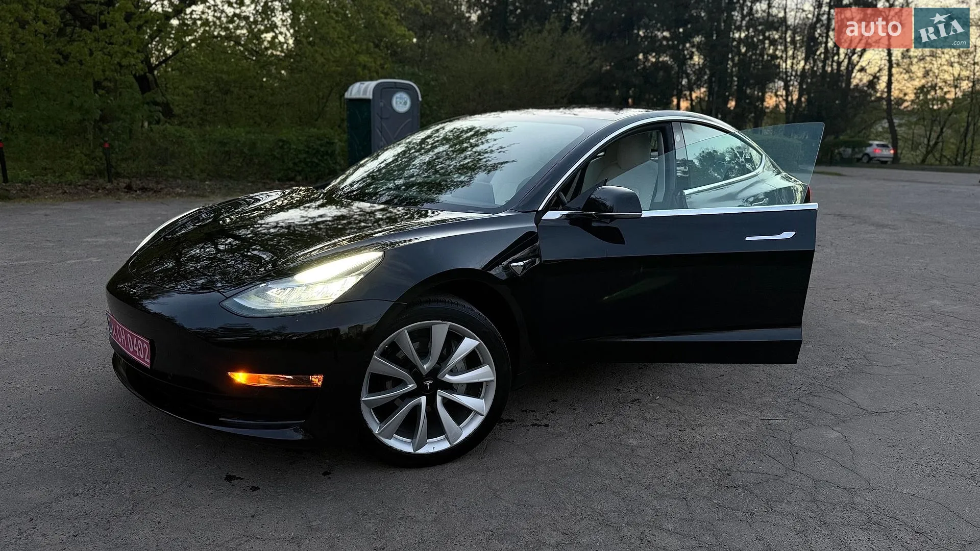 2019 Tesla Model 3 - мініатюра 4