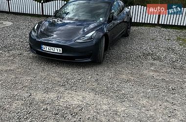 Седан Tesla Model 3 2021 в Ивано-Франковске