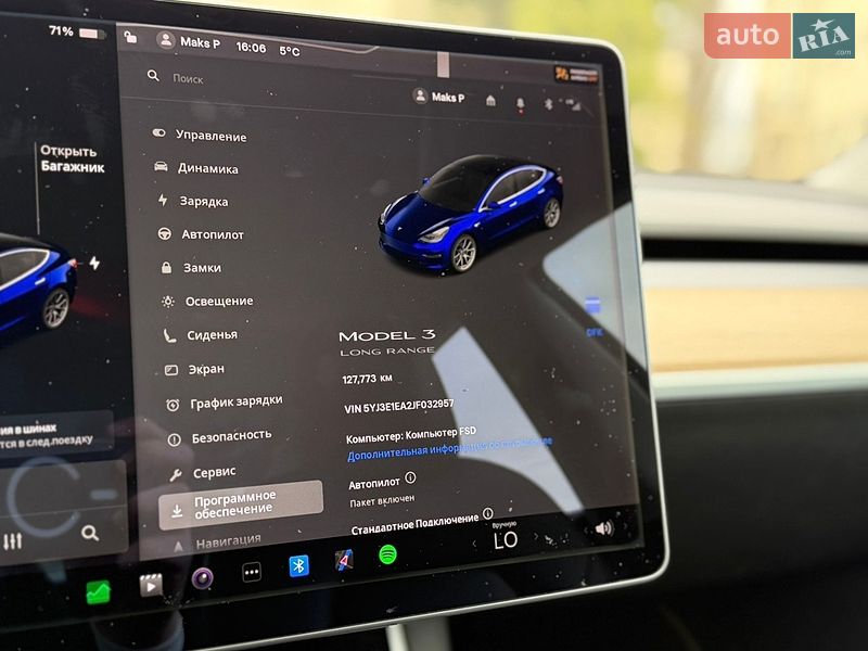 Седан Tesla Model 3 2018 в Львове