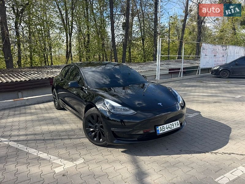 Tesla Model 3 2022