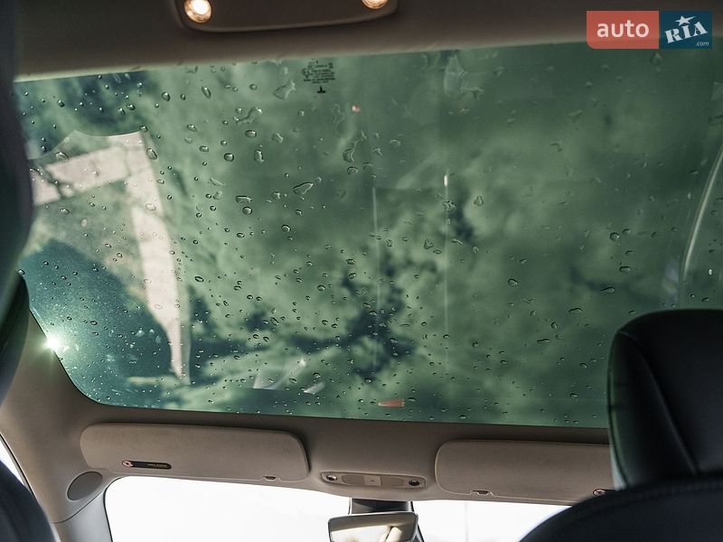 Седан Tesla Model 3 2018 в Києві