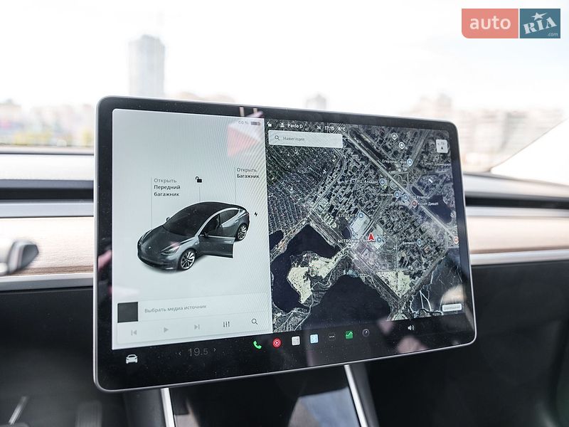 Седан Tesla Model 3 2018 в Києві
