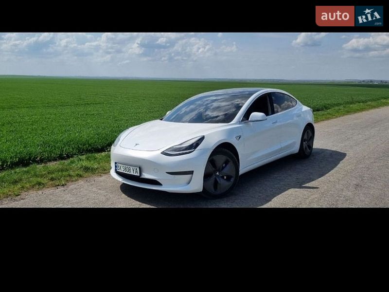 Седан Tesla Model 3 2019 в Хмельницькому